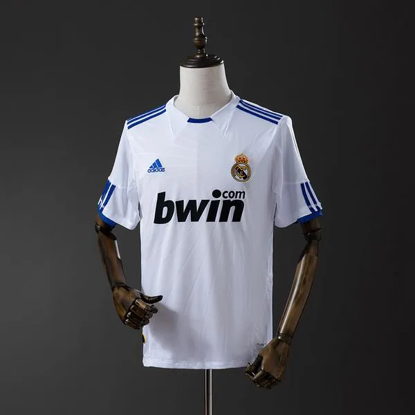 Camiseta de fútbol Real Madrid 2010/11 LOCAL MANGA CORTA VERSION FAN